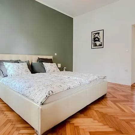 Vida Arty Apartment