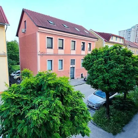 Apartament Vida Arty