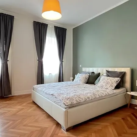 Apartment Vida Arty